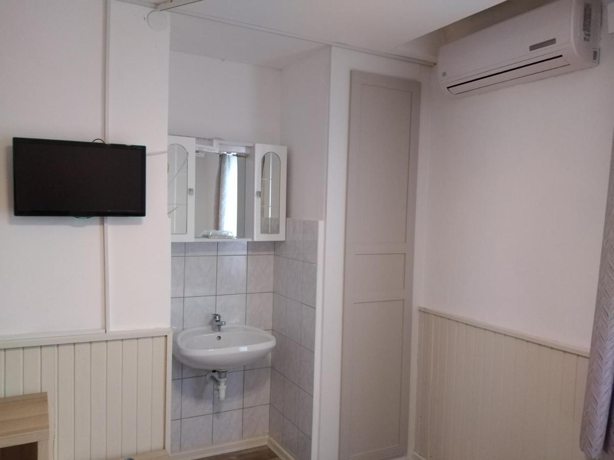Villa Adele Siofok Ngoại thất bức ảnh
