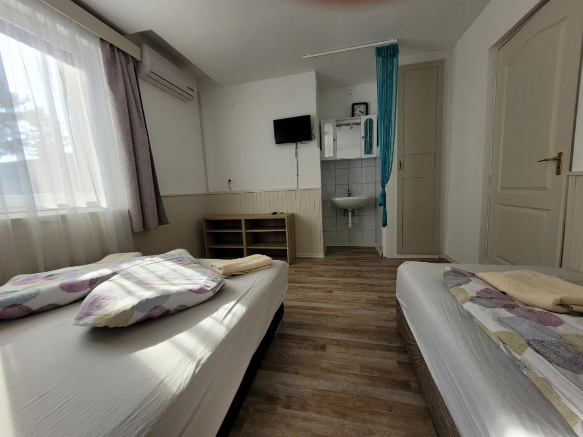 Villa Adele Siofok Ngoại thất bức ảnh
